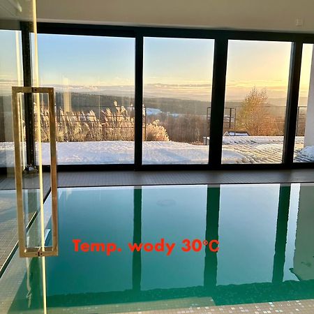 Villa Relax With Swimming Pool And Mountain View Bukow Eksteriør bilde