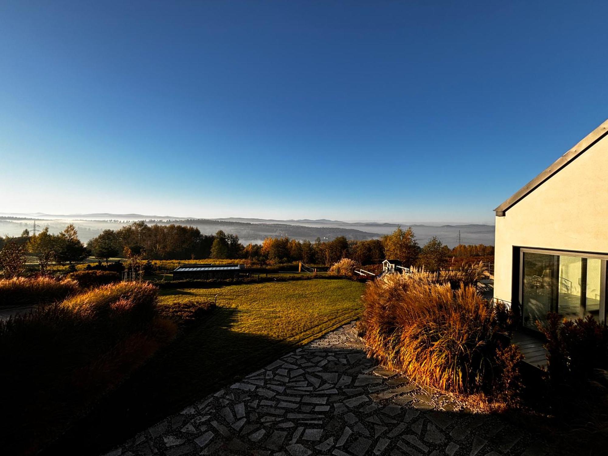 Villa Relax With Swimming Pool And Mountain View Bukow Eksteriør bilde