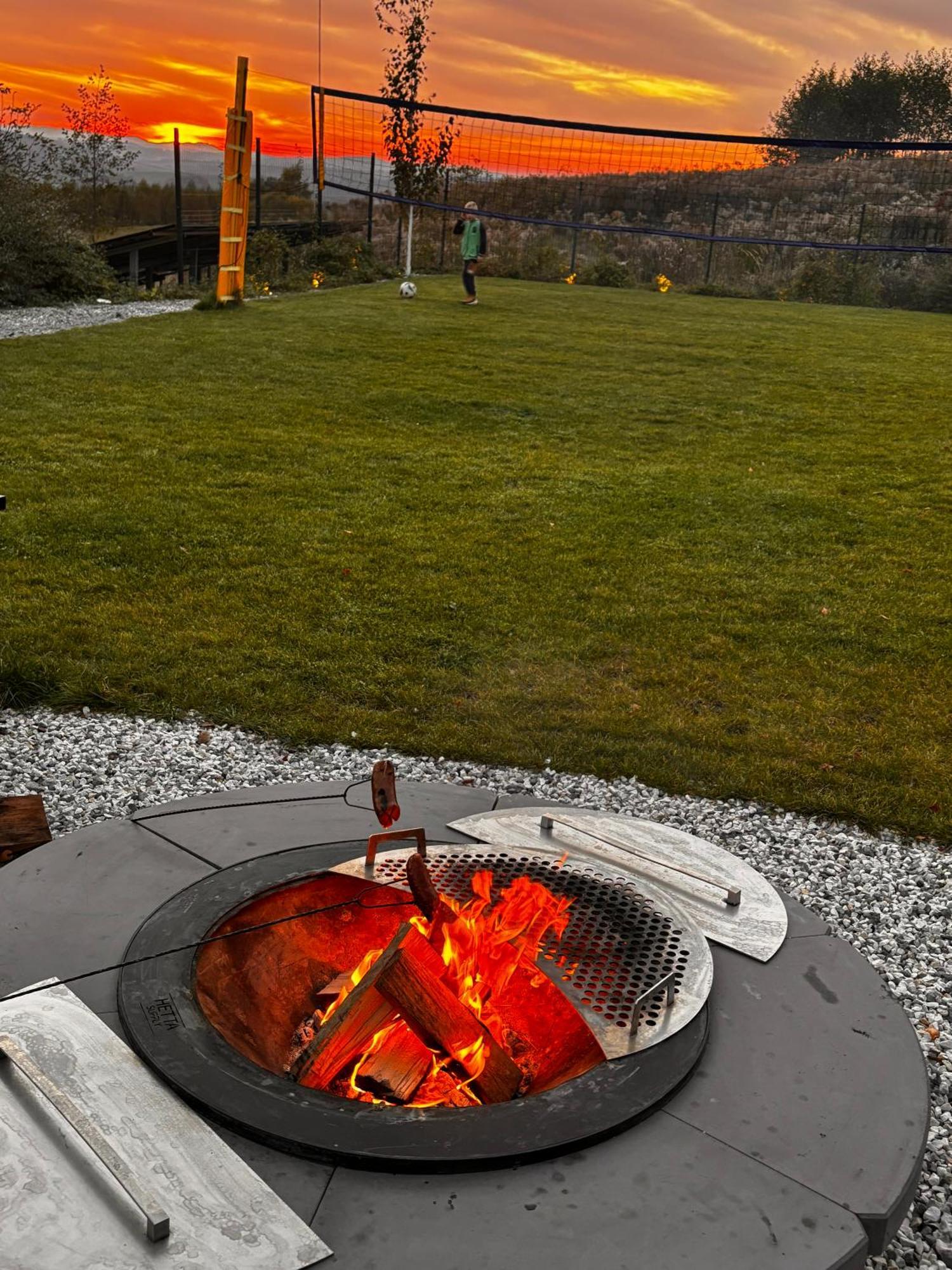 Villa Relax With Swimming Pool And Mountain View Bukow Eksteriør bilde