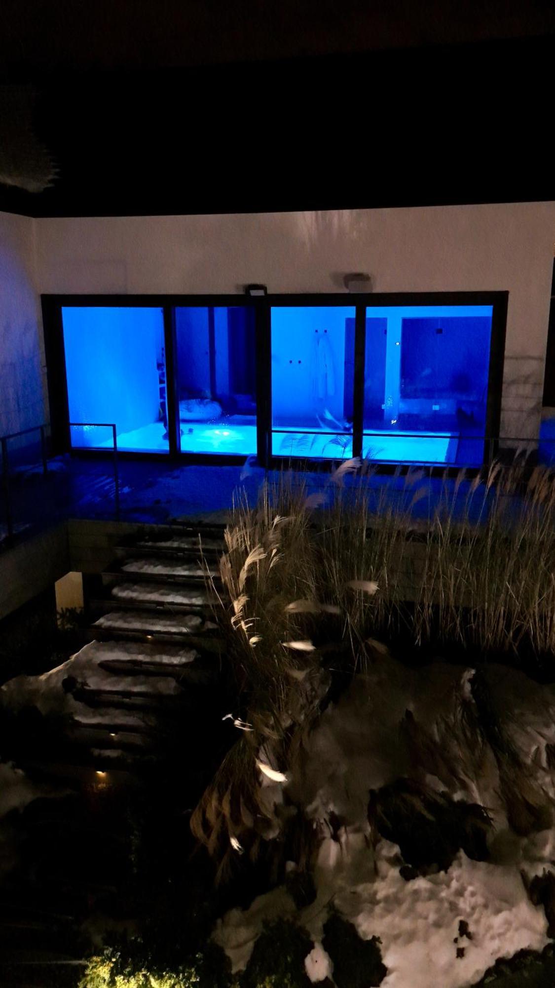 Villa Relax With Swimming Pool And Mountain View Bukow Eksteriør bilde